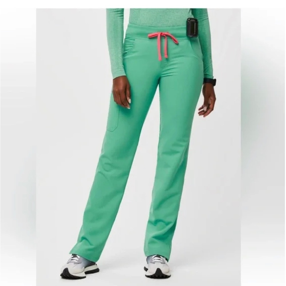 Looking good S/T Kades is surgical green!!